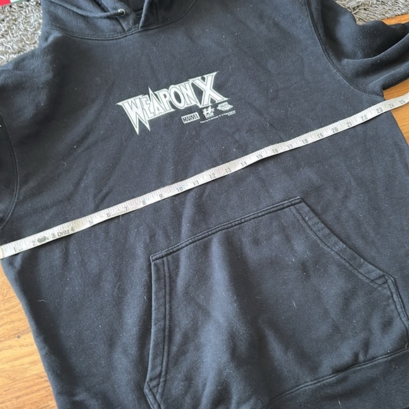 HUF x Marvel Wolverine "Weapon X" Adult Black Hoodie Comics Windsor-Smith Large - Picture 8 of 10